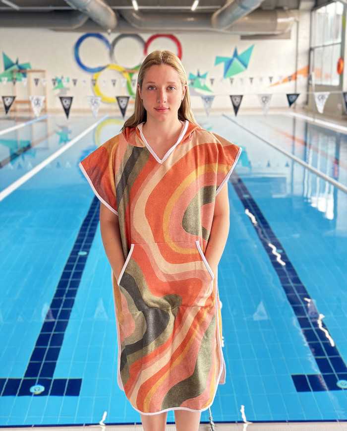 Dares Unisex Havlu Panço Yüzücü Yarış Antrenman Havuz ve Deniz İçin Kapüşonlu Bornoz