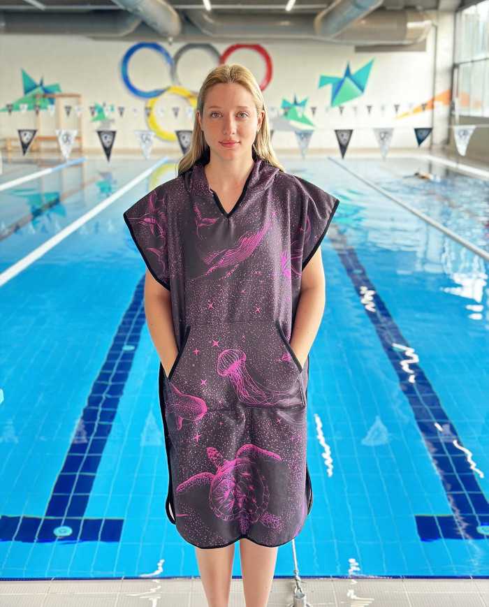 Lurem Unisex Havlu Panço Yüzücü Yarış Antrenman Havuz ve Deniz İçin Kapüşonlu Bornoz