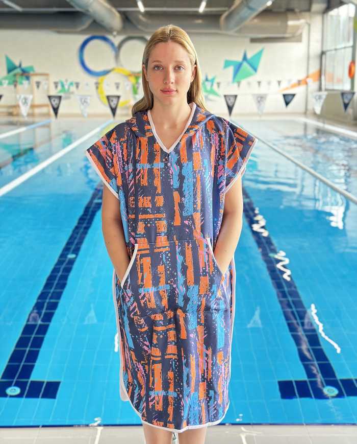 Movar Unisex Havlu Panço Yüzücü Yarış Antrenman Havuz ve Deniz İçin Kapüşonlu Bornoz