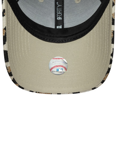 New Era 9FORTY New York Yankees Leopar Desenli Kahverengi Kadın Şapka