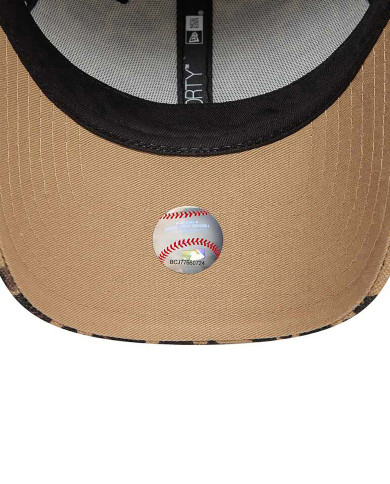 New Era Leopard 9FORTY Neyyan Kadın Şapka